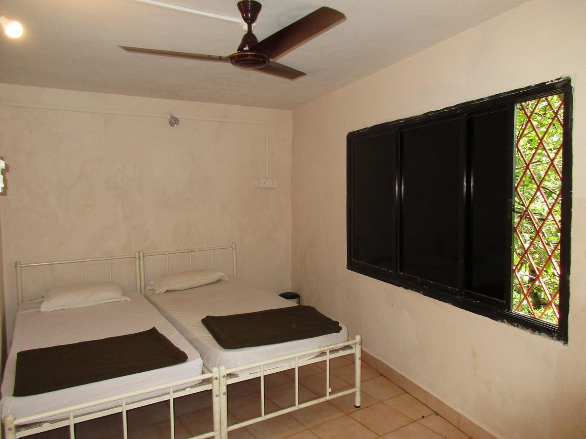 Arambol By Roadhouse Hostels, Goa Extérieur photo