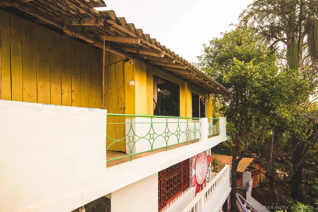Arambol By Roadhouse Hostels, Goa Extérieur photo