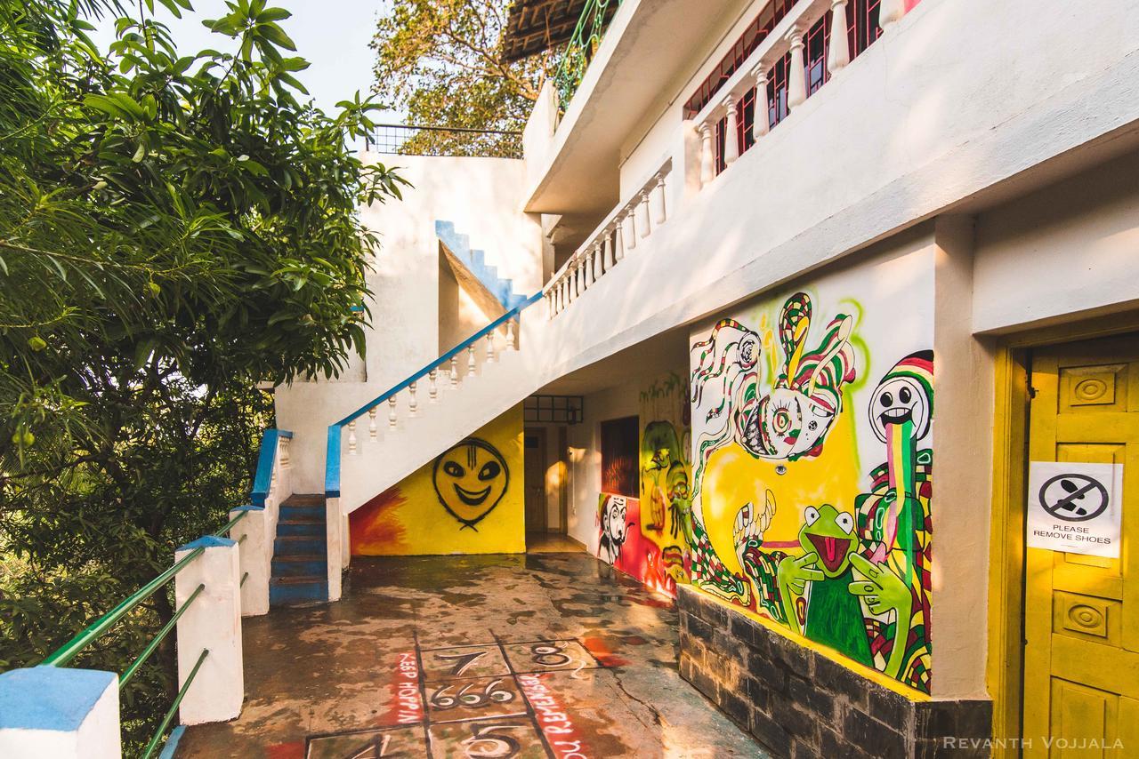 Arambol By Roadhouse Hostels, Goa Extérieur photo